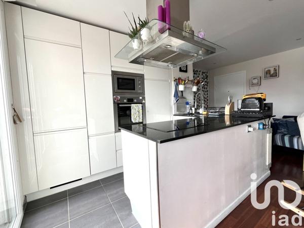 Appartement 3 pièces de 68 m² à Créteil (94000)