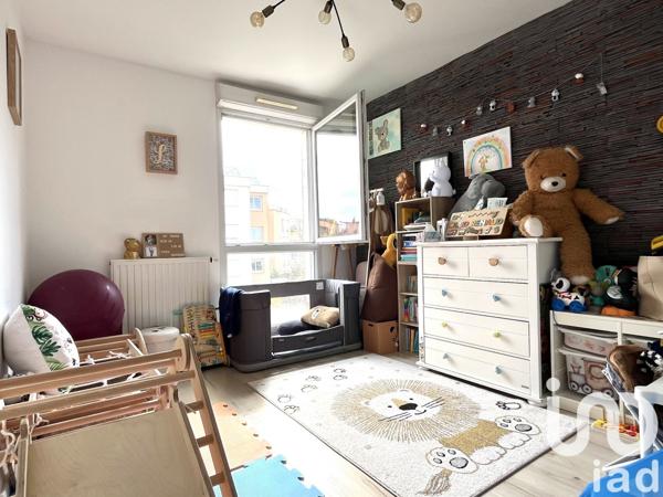 Appartement 3 pièces de 68 m² à Créteil (94000)