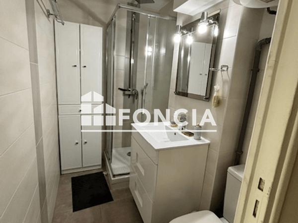 Location Studio meublé 22.09 m² - LES FOULQUES 651 AVENUE DE CAMARGUE Appart 103 RDC Le Grau Du Roi 30240