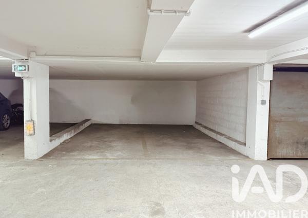 Parking à vendre 14 m² Paris 11