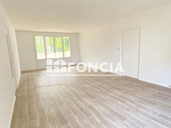 Location Appartement 6 pièces 109.5 m² - 5 RUE DALLOZ Limoges 87000