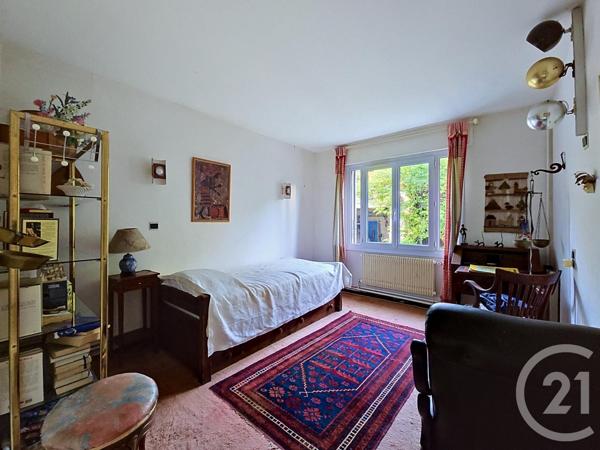 Maison à vendre  6 pièces - 129,75 m 2   MARSEILLE  - 13009