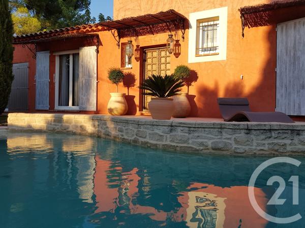 Maison à vendre  6 pièces - 129,75 m 2   MARSEILLE  - 13009
