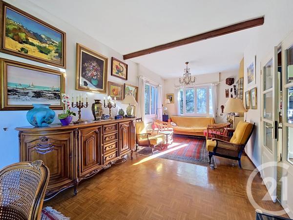 Maison à vendre  6 pièces - 129,75 m 2   MARSEILLE  - 13009