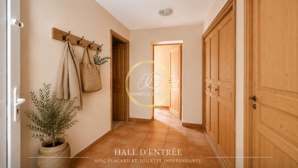 Maison
         6 pièces
        - 183 m² Exclusivité 379 000 € *