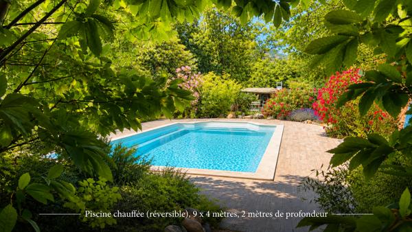Maison
         6 pièces
        - 183 m² Exclusivité 379 000 € *