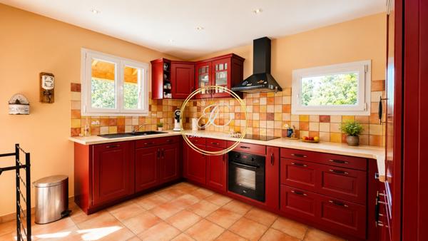 Maison
         6 pièces
        - 183 m² Exclusivité 379 000 € *