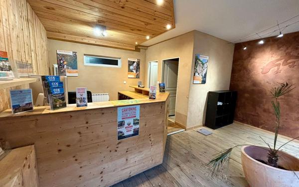 Maison à vendre    4 pièces •  Joyeuse