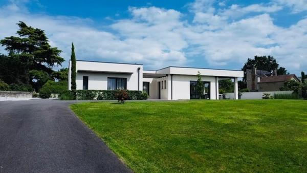 Villa d'architecte exceptionnelle Châtellerault