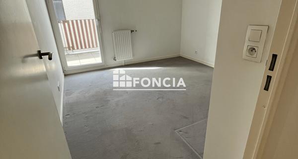 Location Appartement 3 pièces 64 m² - Vitry-sur-seine 94400