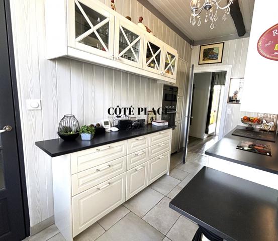 Royan (17200) SUPERBE APPARTEMENT DE 180M2 AU PRIX DE 655 000 € HAI