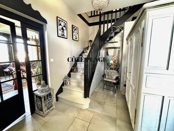 Royan (17200) SUPERBE APPARTEMENT DE 180M2 AU PRIX DE 655 000 € HAI