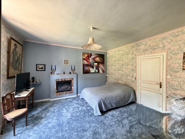 Maison
         10 pièces
        - 239 m² 310 000 € *