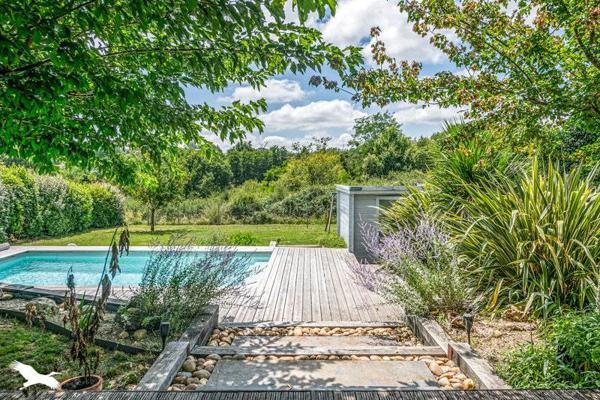 Maison 472 500 € Camblanes-et-Meynac 5 p 122 m² DPE B