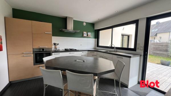 Maison 6 pièce(s)