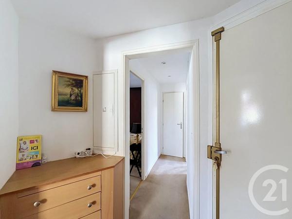 Appartement T3 à vendre  3 pièces - 64,20 m 2   ST GIRONS  - 09