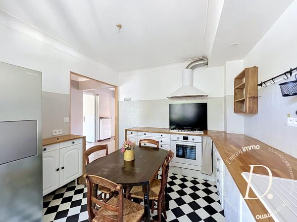Maison lumineuse de 140 m² à Las Cobas – 4 chambres – Quartier paisible face au parc