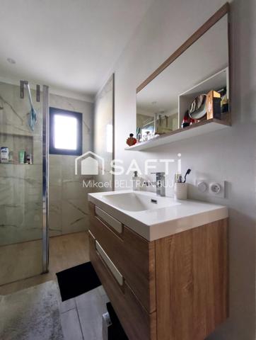 Villa familiale avec piscine et prestations soignées