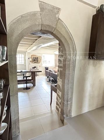 Saint-Armel (56450) Magnifique Longère en Pierre à Deux Pas de la Plage – Petite Vue Mer Côté Golfe !