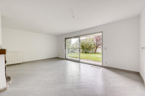 Appartement 4 pièces avec jardin plein sud, 2 stationnements et cave - Sèvres