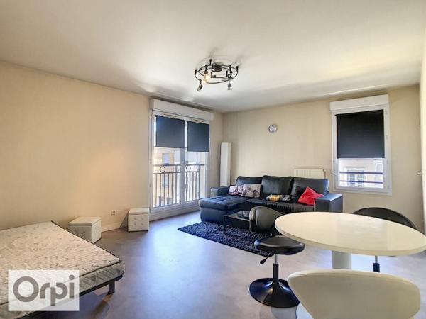 Appartement à louer    1 pièce • 35,90 m2 Montluçon