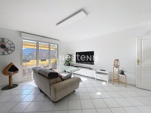 3P - 70 m2 - Terrasse - Garage - Lumineux - Vue dégagée