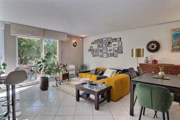 Lattes Port Ariane – 4 pièces de 95 m² de plain-pied, jardin arboré, garage et parking