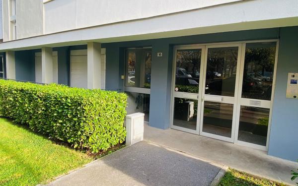 Appartement à vendre    2 pièces • 42 m2 Saint-Quentin