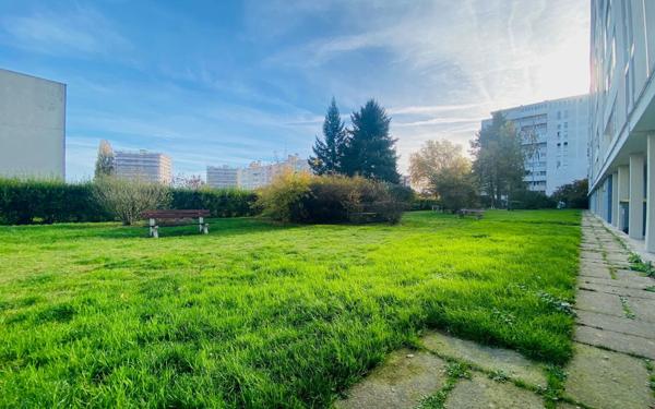 Appartement à vendre    2 pièces • 42 m2 Saint-Quentin