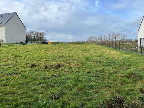 Terrain à bâtir – 884 m² - 15 mn d'AUNAY-SUR-ODON