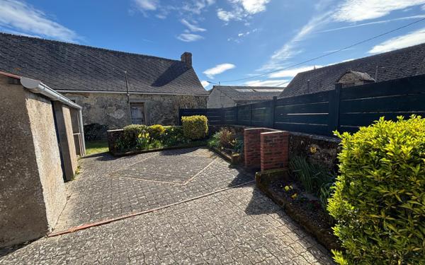 Maison à vendre    5 pièces •  Juigné-des-Moutiers