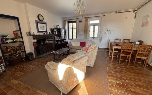 Maison à vendre    5 pièces •  Juigné-des-Moutiers