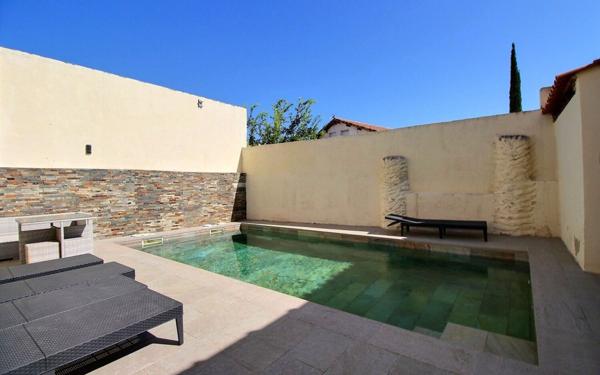 Maison à vendre    7 pièces • 130 m2 Marseille 10