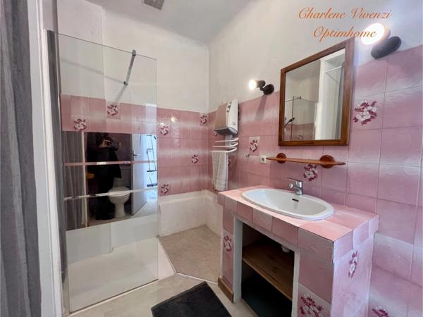 Maison à vendre 86 m² avec jardin et garages