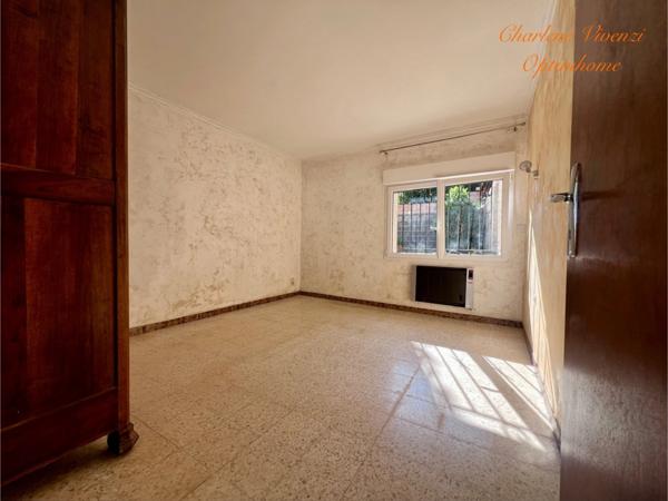 Maison à vendre 86 m² avec jardin et garages
