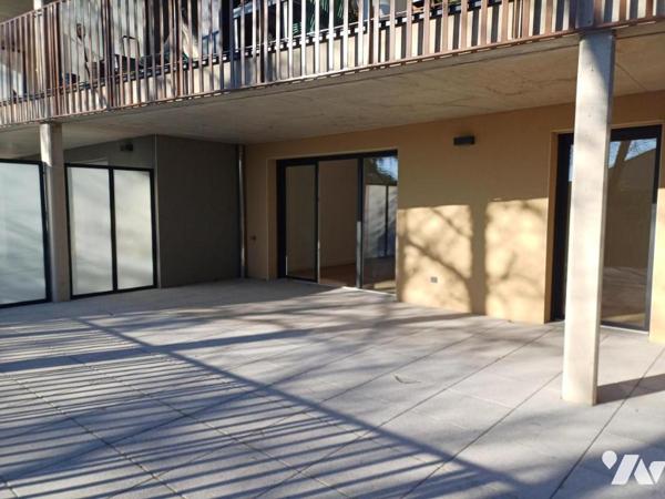 A VENDRE à BOUGUENAIS "Les Couêts" Appartement T3 Neuf - avec un locataire en place 