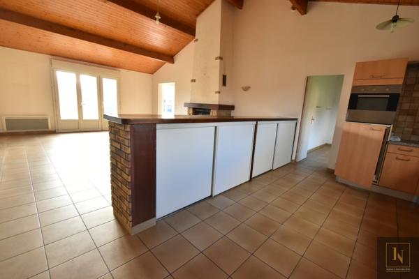 Maison
                                                                                                                                                                                                                                                                                                                        3 pièce(s)                                                                                                                                                                                                          3 chambre(s)                                                                                                                                                                                                          106.31  m²