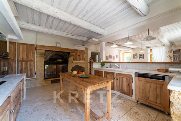 Propriété d'exception en Provence, proche de l’Isle-sur-la-Sorgue