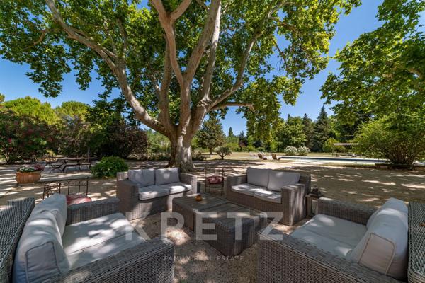 Propriété d'exception en Provence, proche de l’Isle-sur-la-Sorgue