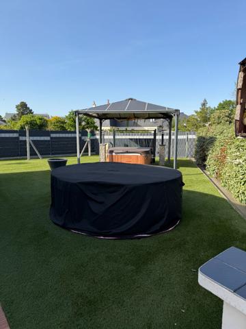 A VENDRE entre ANGERS et SAINT BARTHELEMY D'ANJOU Maison avec vie de plain,  5 chambres et jardin
