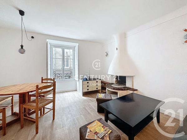 Appartement T3 à vendre  3 pièces - 48,69 m 2   NANTES  - 44