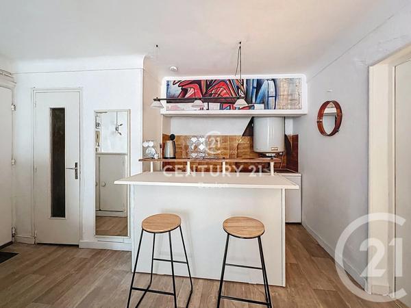 Appartement T3 à vendre  3 pièces - 48,69 m 2   NANTES  - 44
