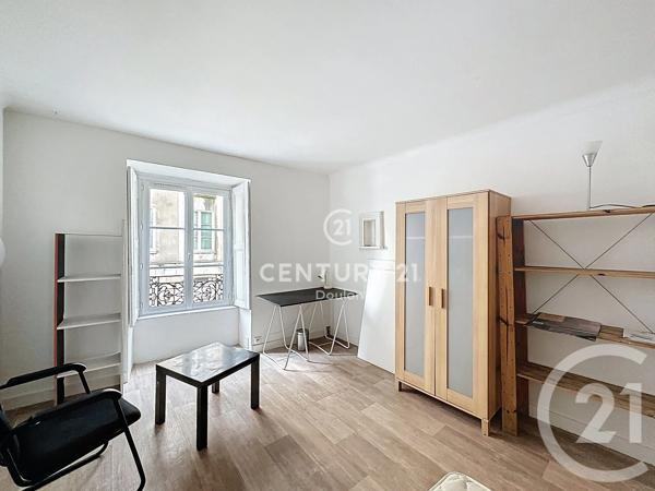 Appartement T3 à vendre  3 pièces - 48,69 m 2   NANTES  - 44