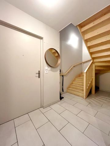 Appartement à vendre 4 pièces MEYZIEU (69)