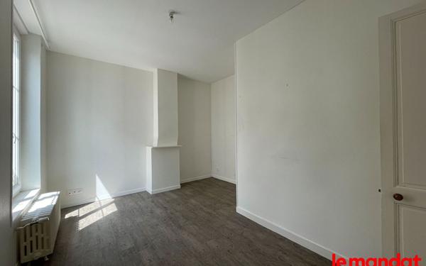 Maison à louer    2 pièces •  Évreux