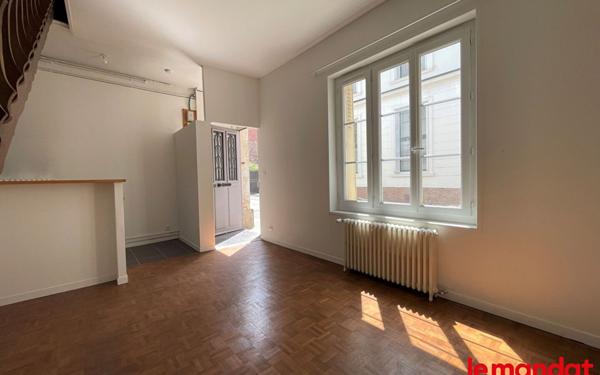 Maison à louer    2 pièces •  Évreux