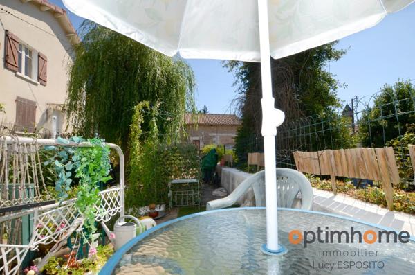 🏡 Charmante maison de village exposée plein sud avec magnifique jardin de cour – Chabanais (16) 🌳☀️
