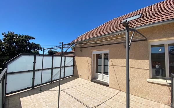 Appartement à vendre    3 pièces • 96,51 m2 Pont-de-Chéruy