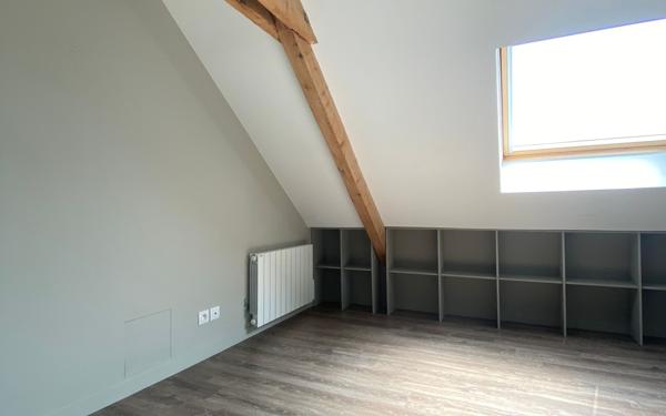 Appartement à vendre    3 pièces • 96,51 m2 Pont-de-Chéruy