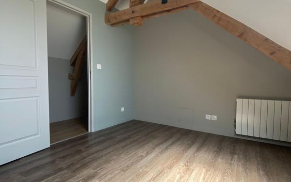 Appartement à vendre    3 pièces • 96,51 m2 Pont-de-Chéruy